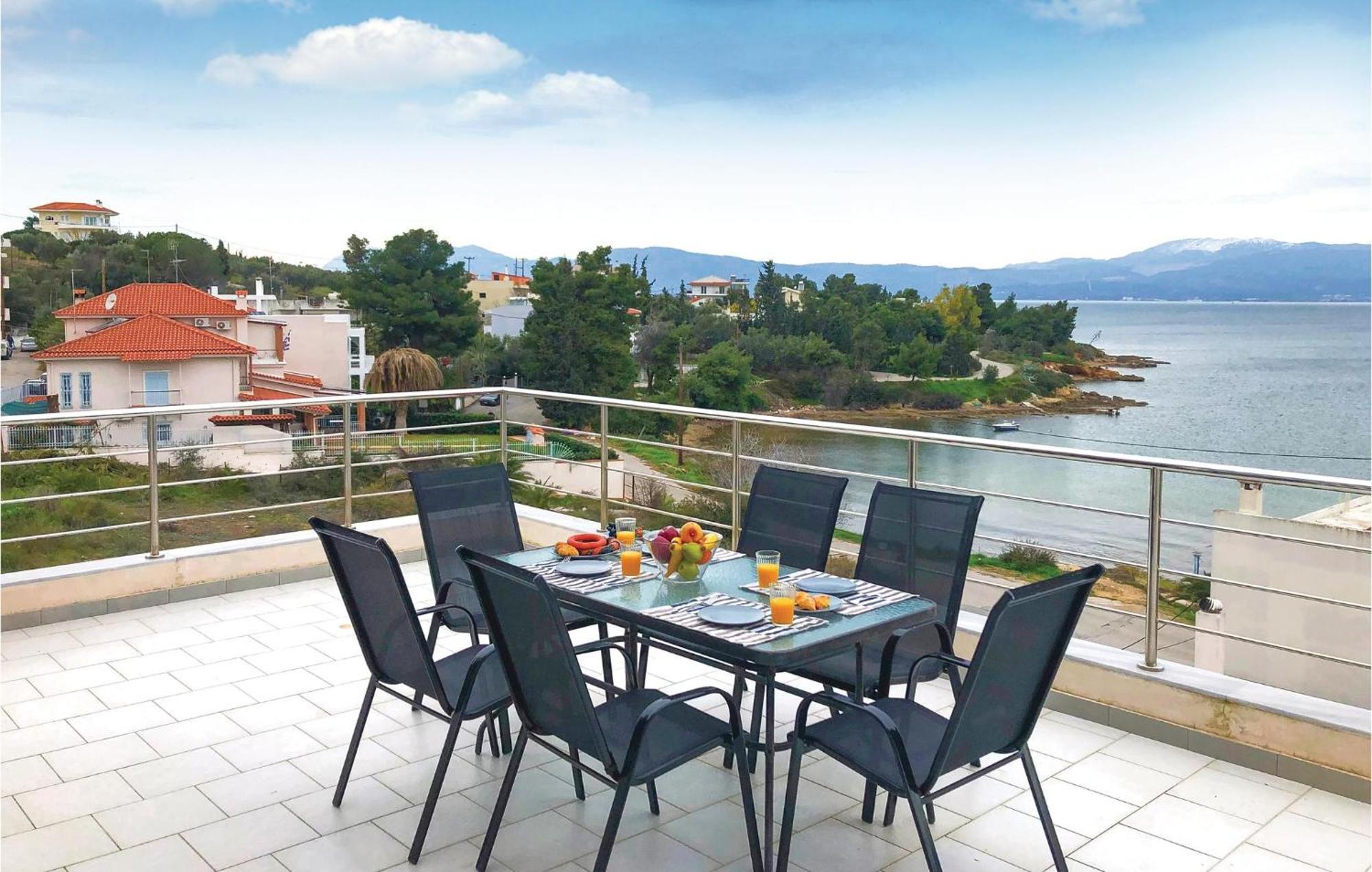 Amazing Home In Chalkida With Wifi Exterior foto